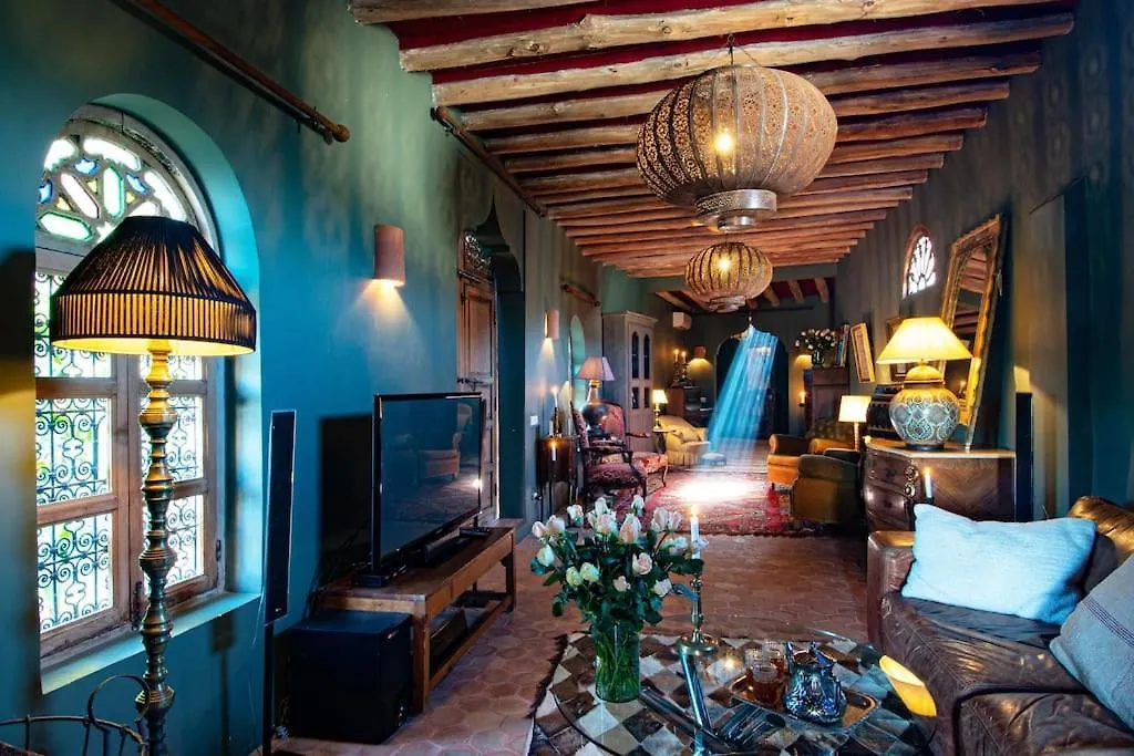 Aux Portes De Marrakech Villa Arts & Deco Avec Piscine Marrakesz